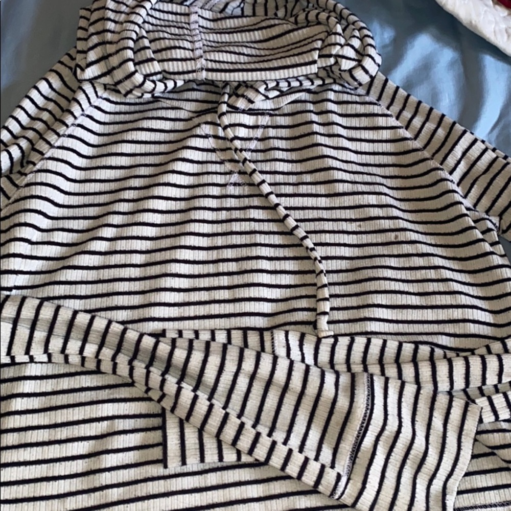 Striped hollister cropped hoodie